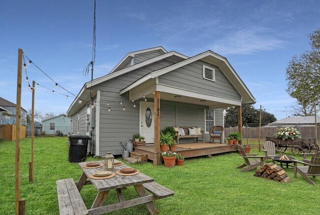 Foto del edificio - 8505 Denby St