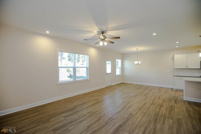 Foto del edificio - 1256 Maston Rd