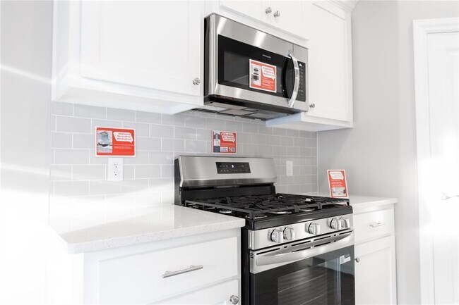 Foto del edificio - 913 Westfall Dr
