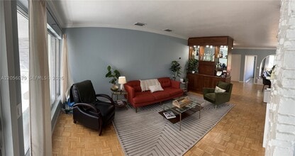 Building Photo - 409 91st St