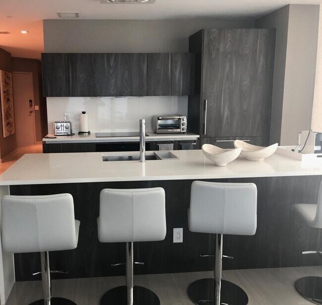 Foto del edificio - 480 NE 31st