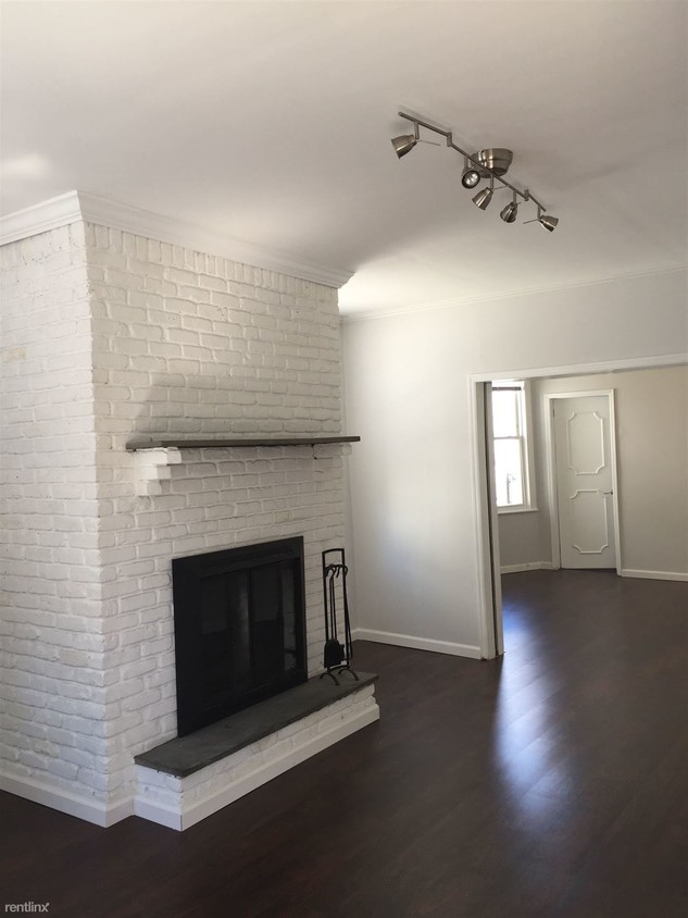 Primary Photo - 7857 81st St