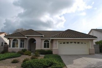 Building Photo - 408 Angelrock Ct