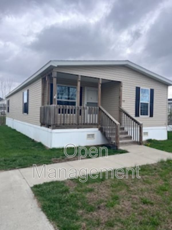 Building Photo - 511 E 1st St