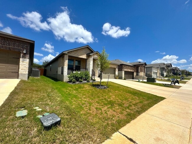Building Photo - Bedroom Home with Quartz Counters, Appliances & Covered Patio in New Braunfels