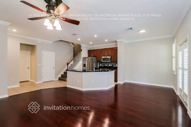 Foto del edificio - 7571 Tamarind Ave