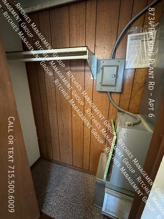 Foto del edificio - 8734 Packing Plant Rd