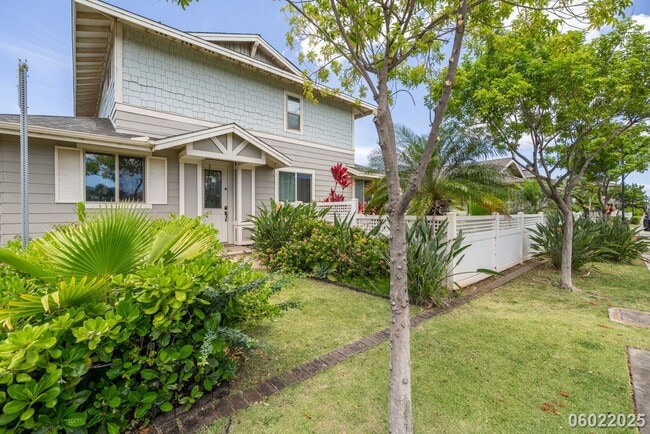 Foto del edificio - 4BR/3BA/2Car Garage, Solar water heater & ...