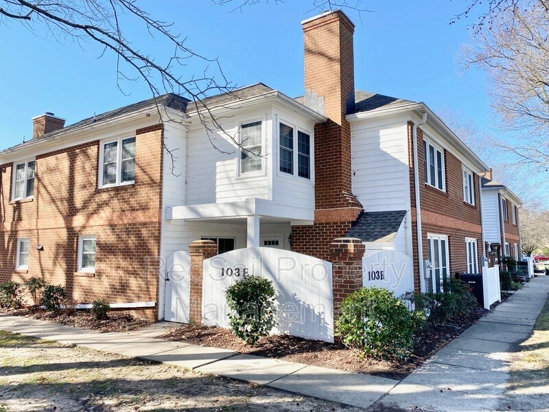 Primary Photo - 103 Sudbury Way