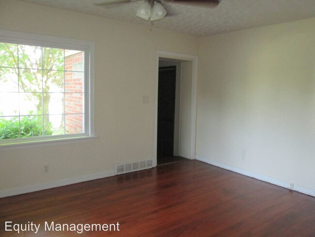 Building Photo - 817 Taylor Ave