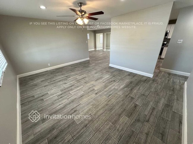 Building Photo - 7801 E Loma Land Dr