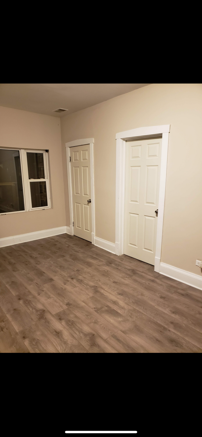 Foto del edificio - 5410 W Wrightwood Ave