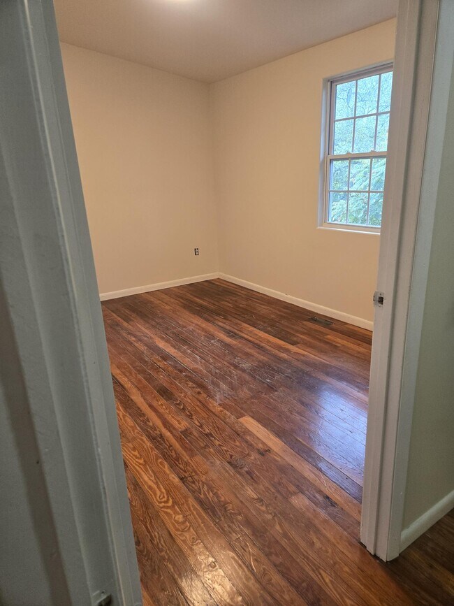 Building Photo - 3123 Washington Pike