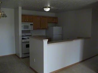 Kitchen - 122-126 Ida Red Ave