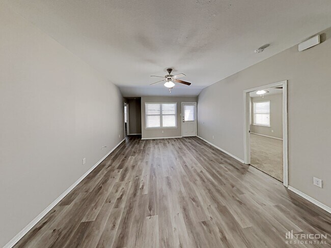 Foto del edificio - 7906 W Red Oak Ln