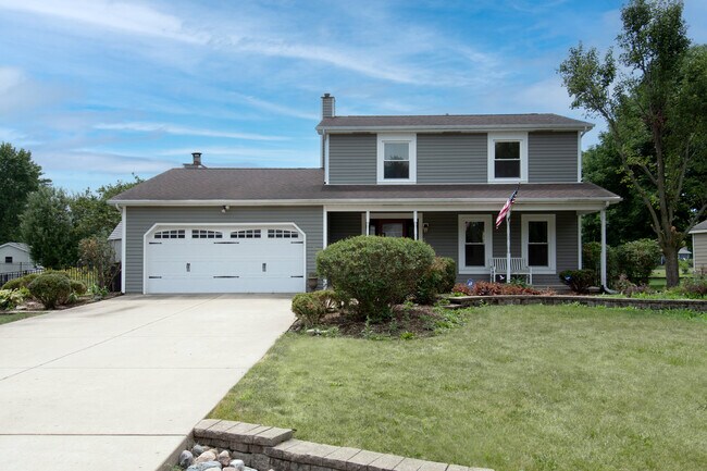 Building Photo - 24243 Graver Ln