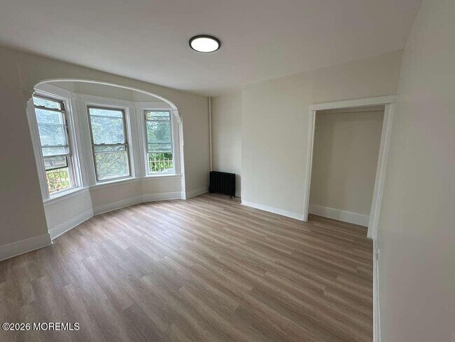 Foto del edificio - 145 E Park St