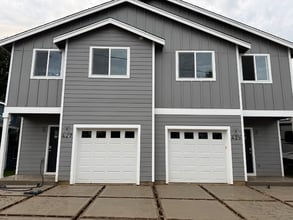 427 SE Inlet Ave