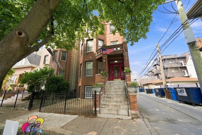 Photo - 2744 N Bosworth Avenue Unit G Apartment