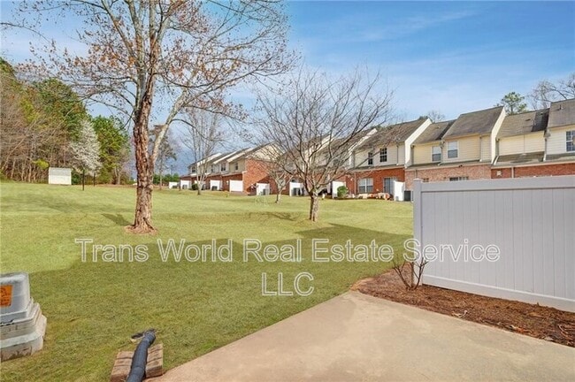 Building Photo - 1102 Pleasant Oaks Ct