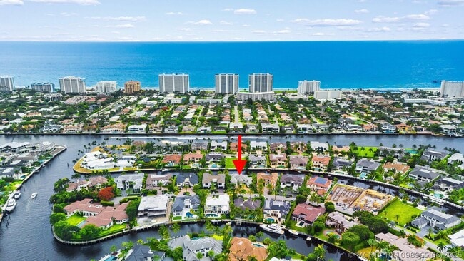 Building Photo - 396 E Coconut Palm Rd