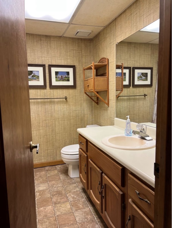 Foto del edificio - 1000 University Center Ln