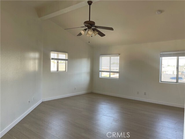 Foto del edificio - 12534 Magnolia Ave