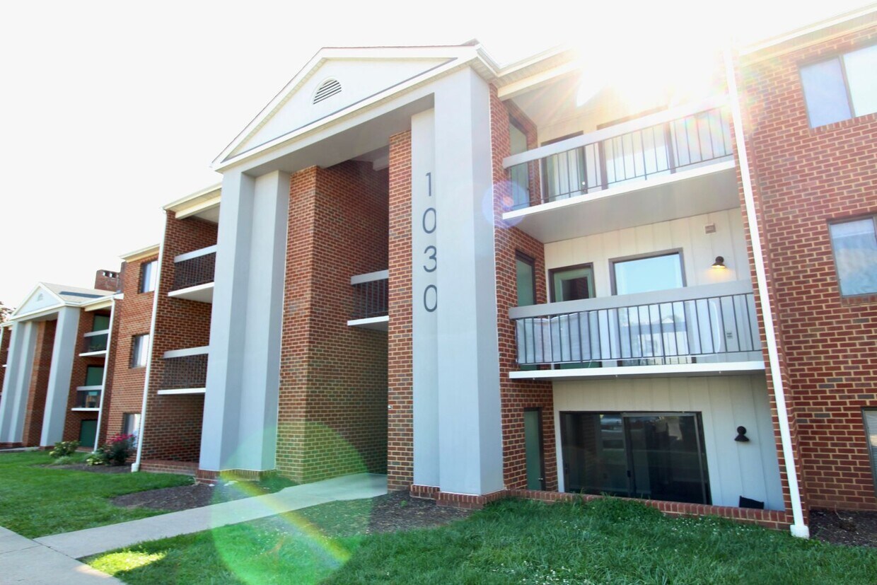 1030 Blue Ridge Dr, Harrisonburg, VA 22802 House Rental in