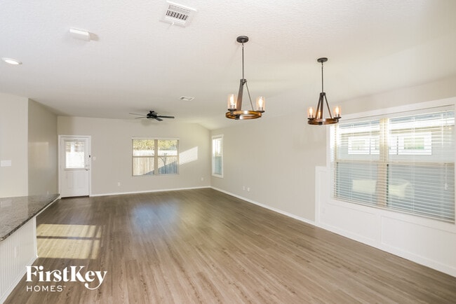 Building Photo - 5253 Blue Ivy