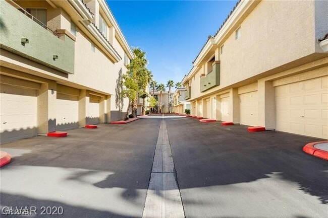 Building Photo - 7131 S Durango Dr