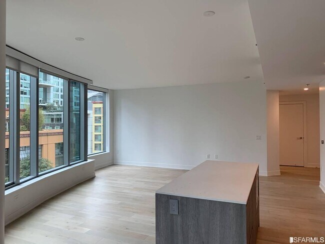 Foto del edificio - 201 Folsom St