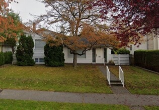 Building Photo - 5576 Alberta St