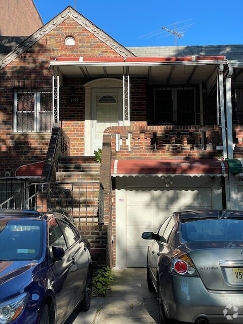Building Photo - 1240 Ralph Ave