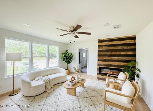 Foto del edificio - 1836 Agave Cir S