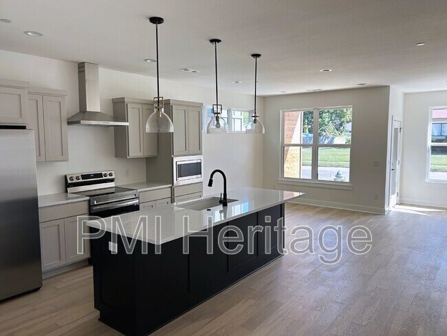 Foto del edificio - 608 N 6th St
