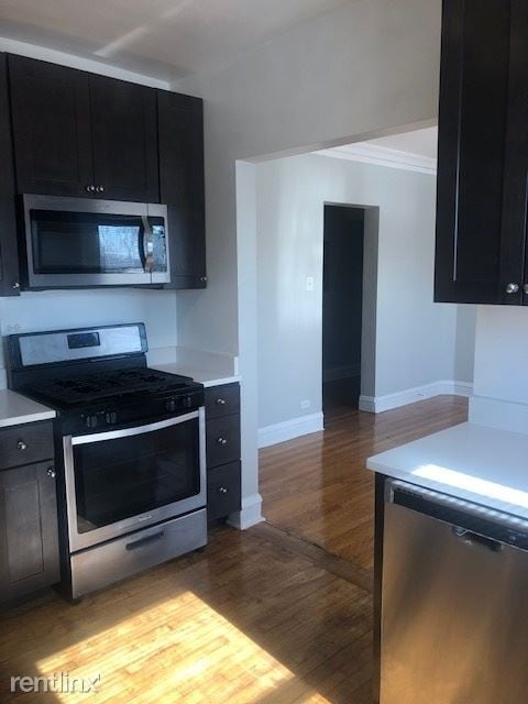 Building Photo - 2 br, 1 bath Apartment - 4748 S Woodlawn Ave