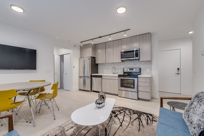 Photo du bâtiment - 1425 Haro St