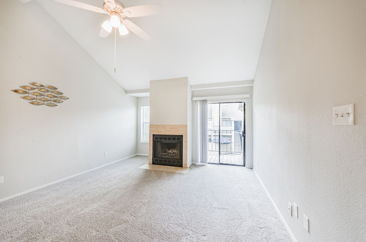 Primary Photo - 2 Story 2 BR condo in Westchase Gated Comm...