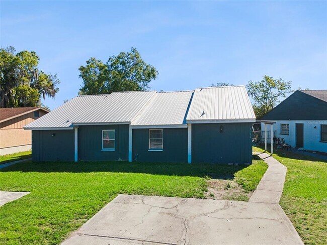 Foto del edificio - 1336 Fairway Dr