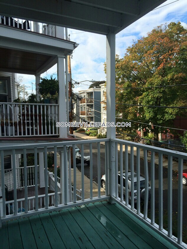 Building Photo - 41 Belknap St