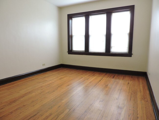 Foto del edificio - 2951 N Long Ave