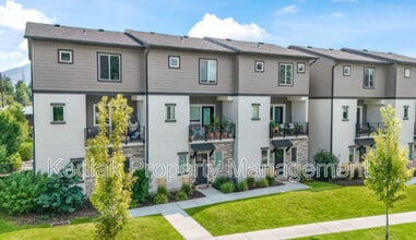 Building Photo - 4109 S 300 E