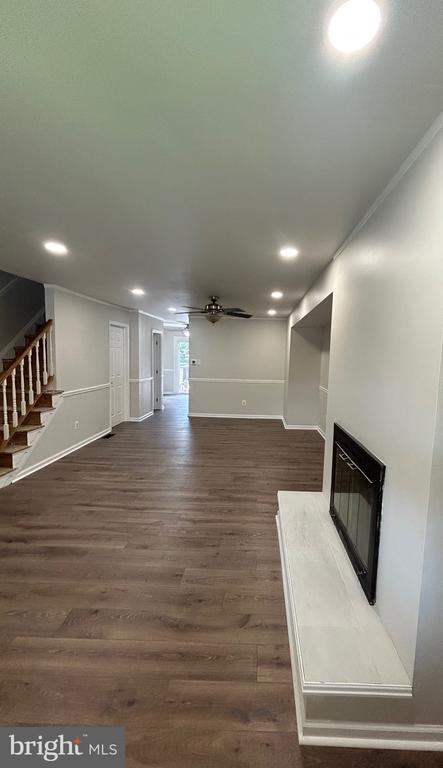 Building Photo - 2103 Walnut Ridge Dr