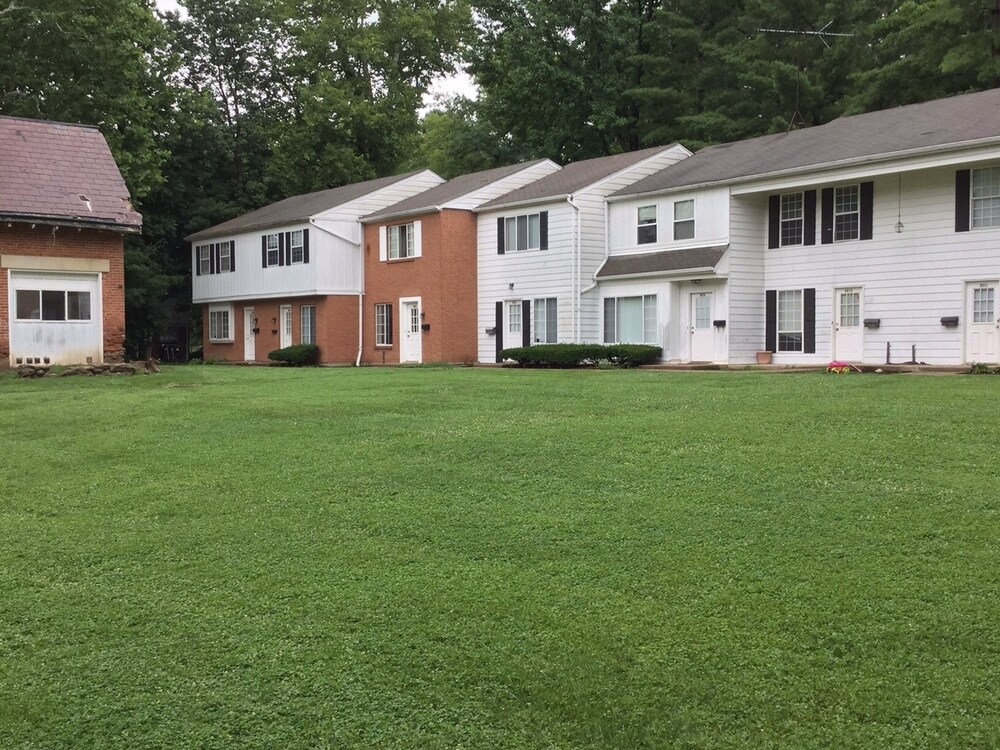 Foto principal - Gracely Townhomes