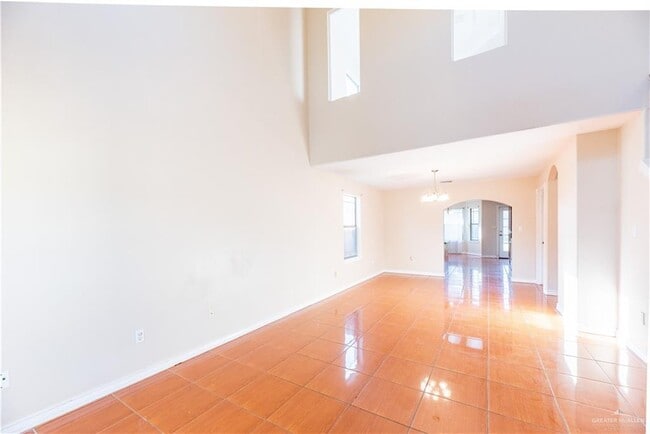 Foto del edificio - 20 Kilgore Ave