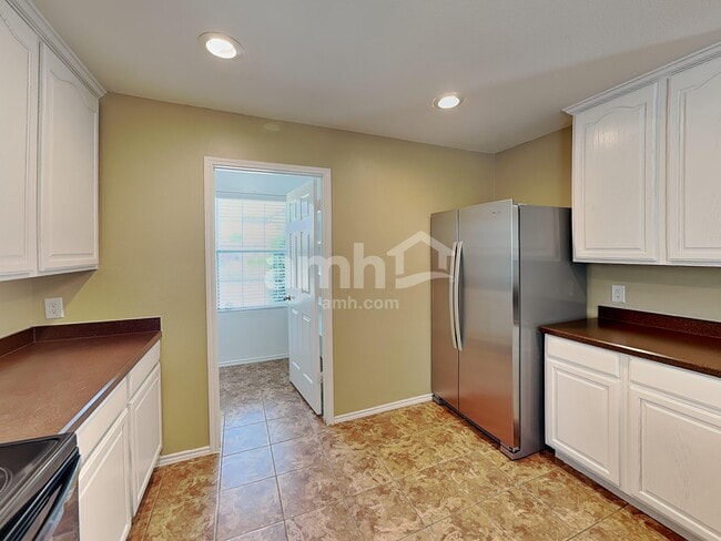 Building Photo - 3613 Camino Real Trail