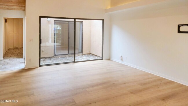 Building Photo - 1149 Stoneybrook Ln