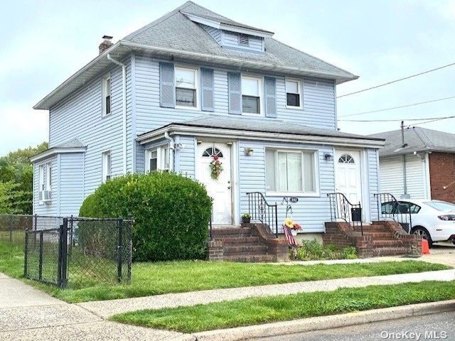 Primary Photo - 892 Washington St