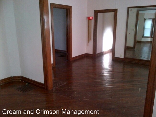 Foto del edificio - 4 br, 2.5 bath House - 800 North Lincoln