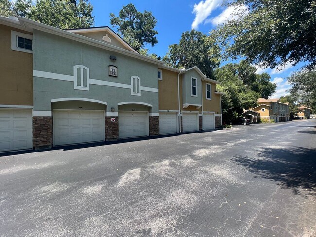 Building Photo - 8539 Gate Pkwy W